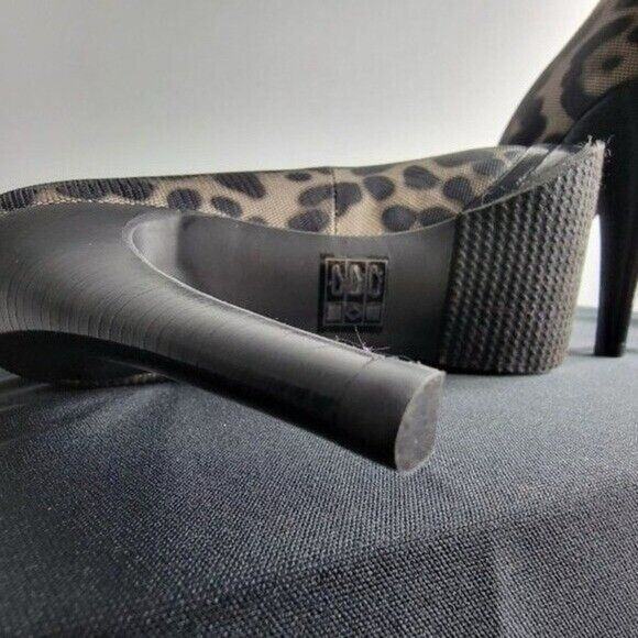 NEW Moda Spana Heels Peep Toe Sz 7.5‎ Animal Print Black Tan Shoes Classic Sexy - Picture 7 of 10